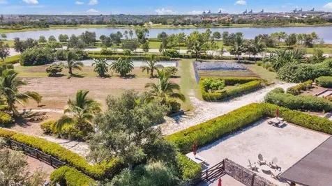 1362 Harvester Crossing Loxahatchee FL 33470