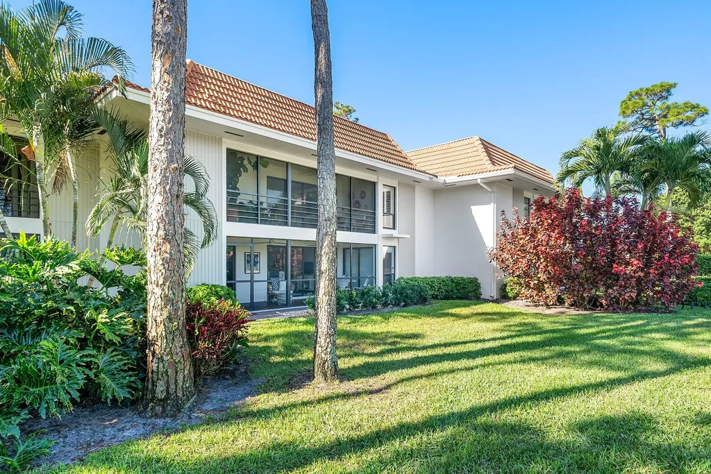 4595 Kittiwake Court Boynton Beach FL 33436