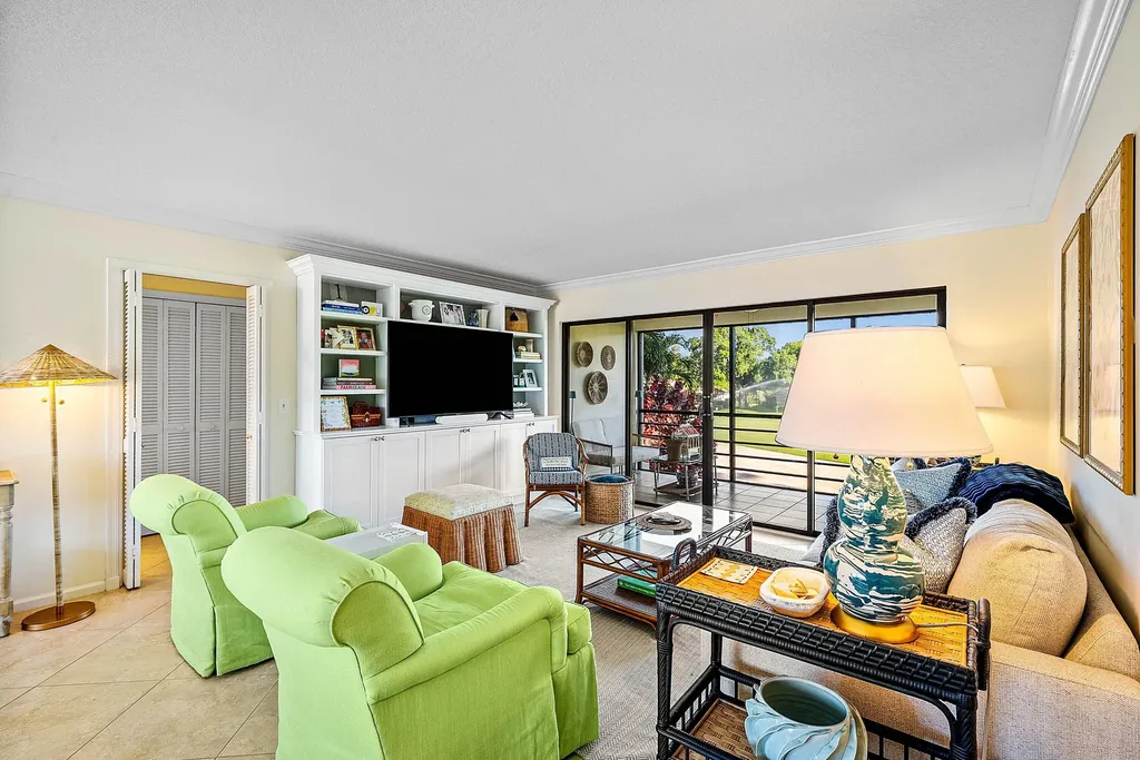 4595 Kittiwake Court Boynton Beach FL 33436