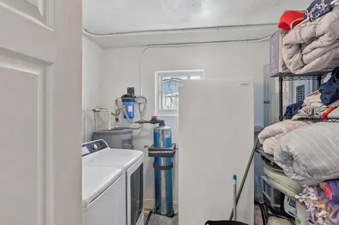 4688 NW 1st Street Plantation FL 33317
