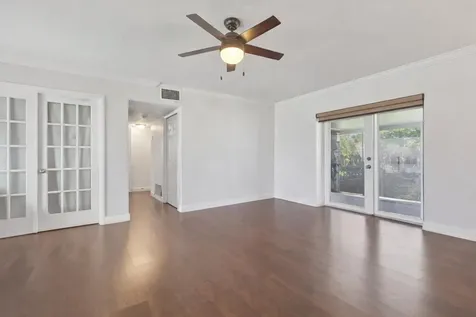 4688 NW 1st Street Plantation FL 33317