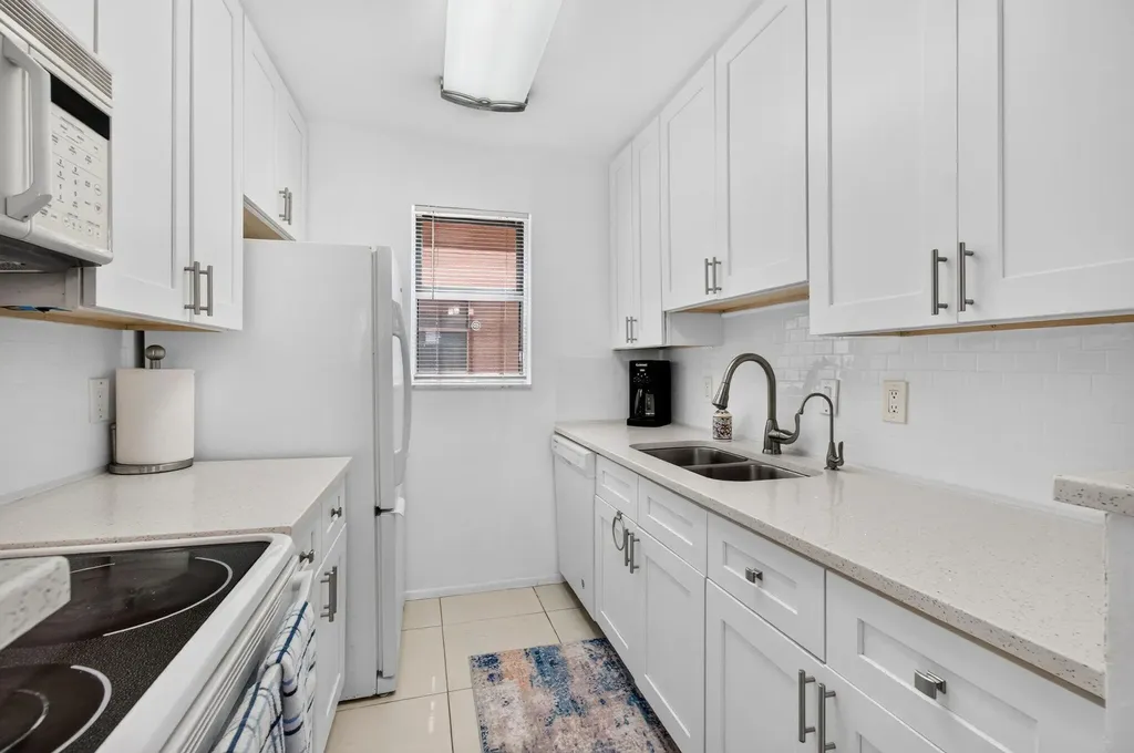 550 SW 2nd Avenue Boca Raton FL 33432