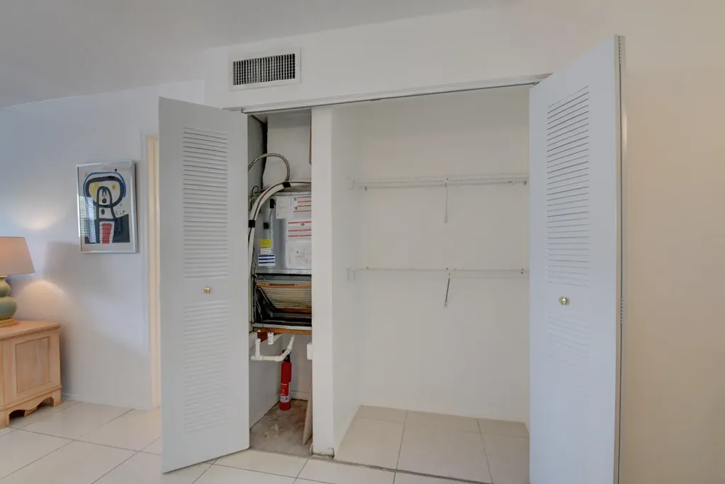 550 SW 2nd Avenue Boca Raton FL 33432