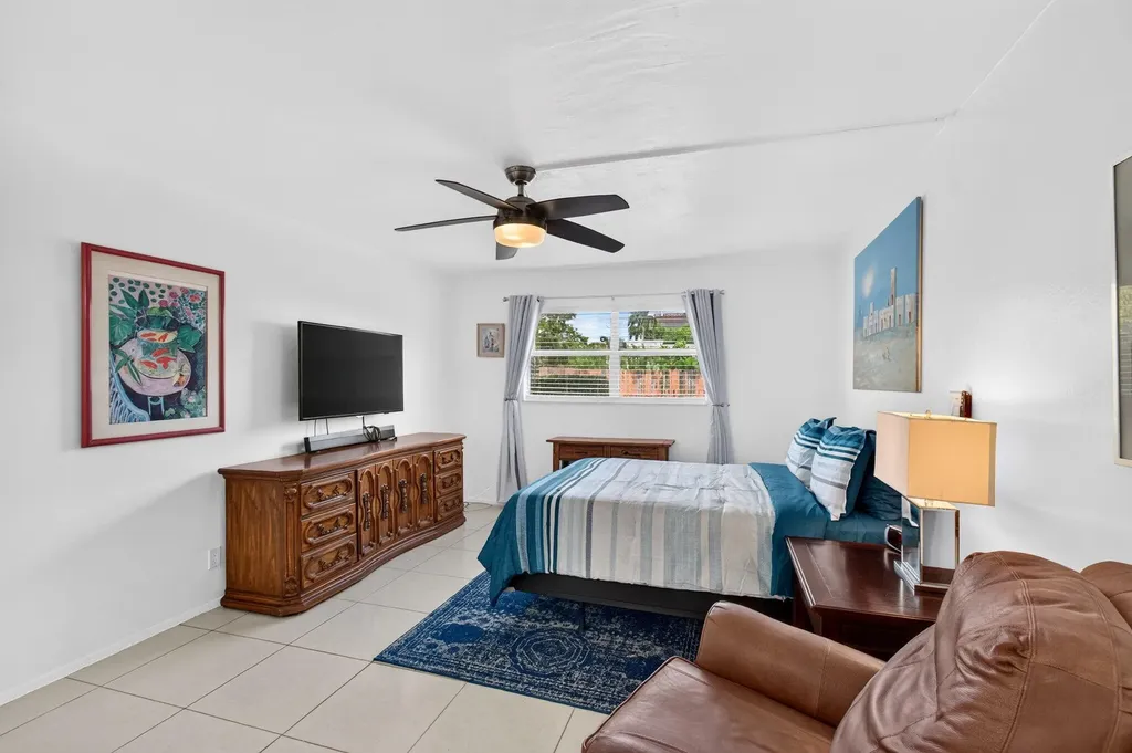 550 SW 2nd Avenue Boca Raton FL 33432