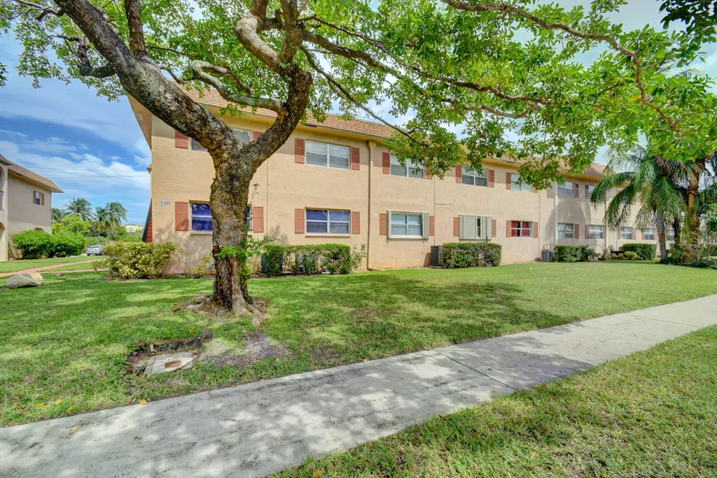 550 SW 2nd Avenue Boca Raton FL 33432