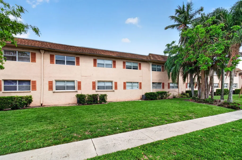 550 SW 2nd Avenue Boca Raton FL 33432
