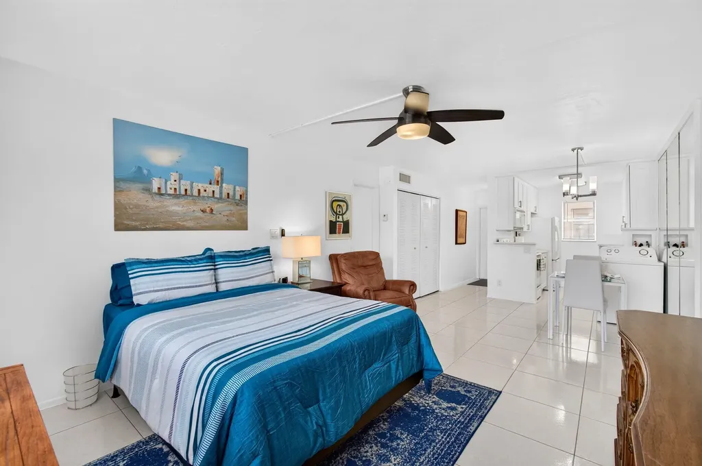 550 SW 2nd Avenue Boca Raton FL 33432