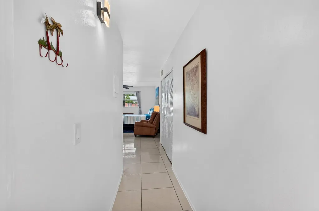 550 SW 2nd Avenue Boca Raton FL 33432