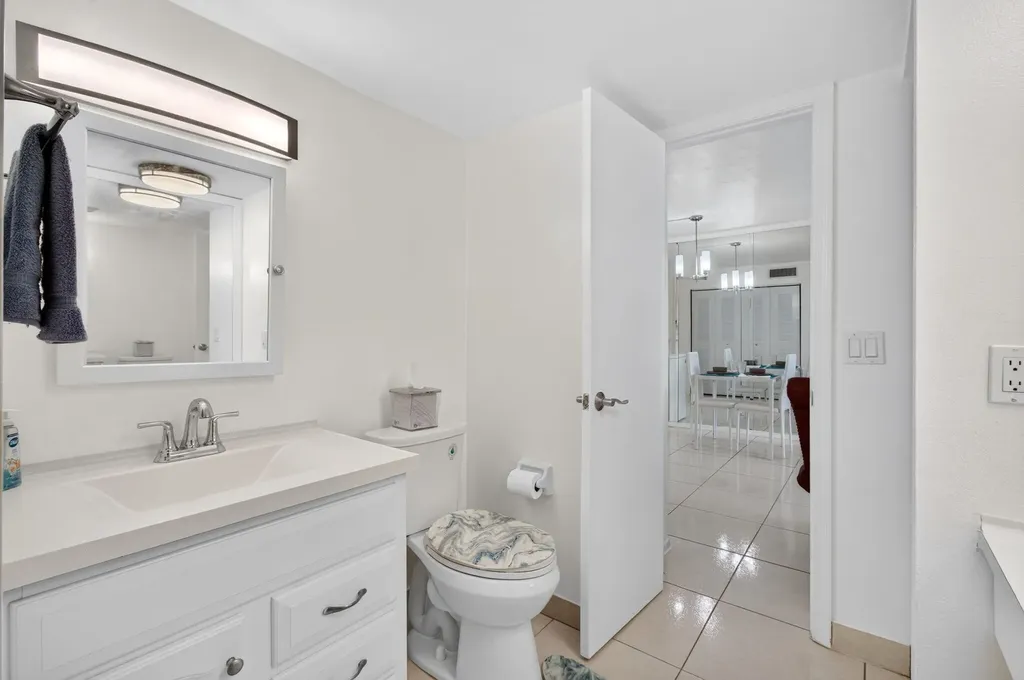 550 SW 2nd Avenue Boca Raton FL 33432