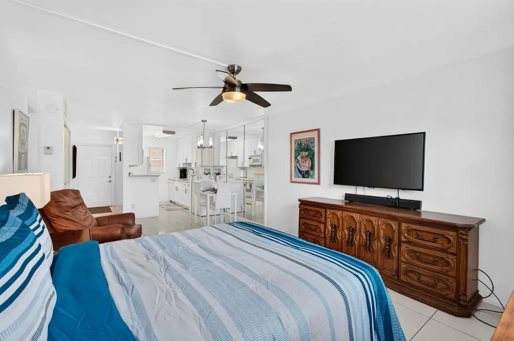 550 SW 2nd Avenue Boca Raton FL 33432