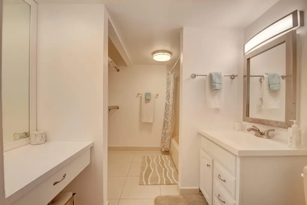 550 SW 2nd Avenue Boca Raton FL 33432