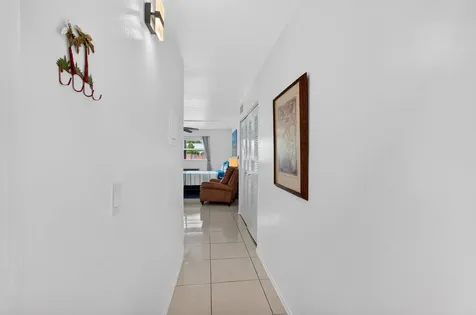 550 SW 2nd Avenue Boca Raton FL 33432