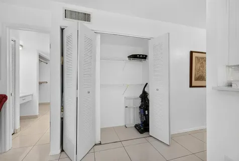 550 SW 2nd Avenue Boca Raton FL 33432