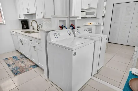 550 SW 2nd Avenue Boca Raton FL 33432