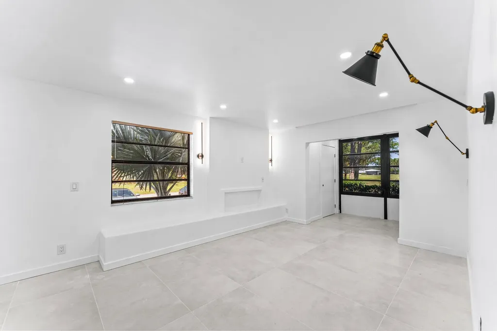 551 Piedmont L Delray Beach FL 33484