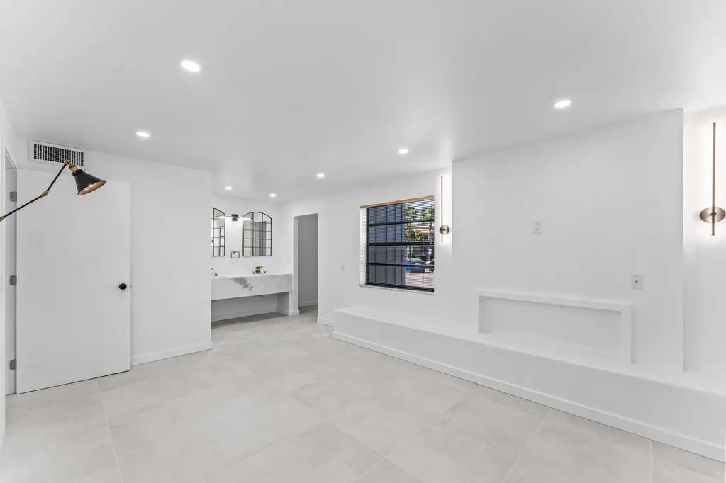 551 Piedmont L Delray Beach FL 33484