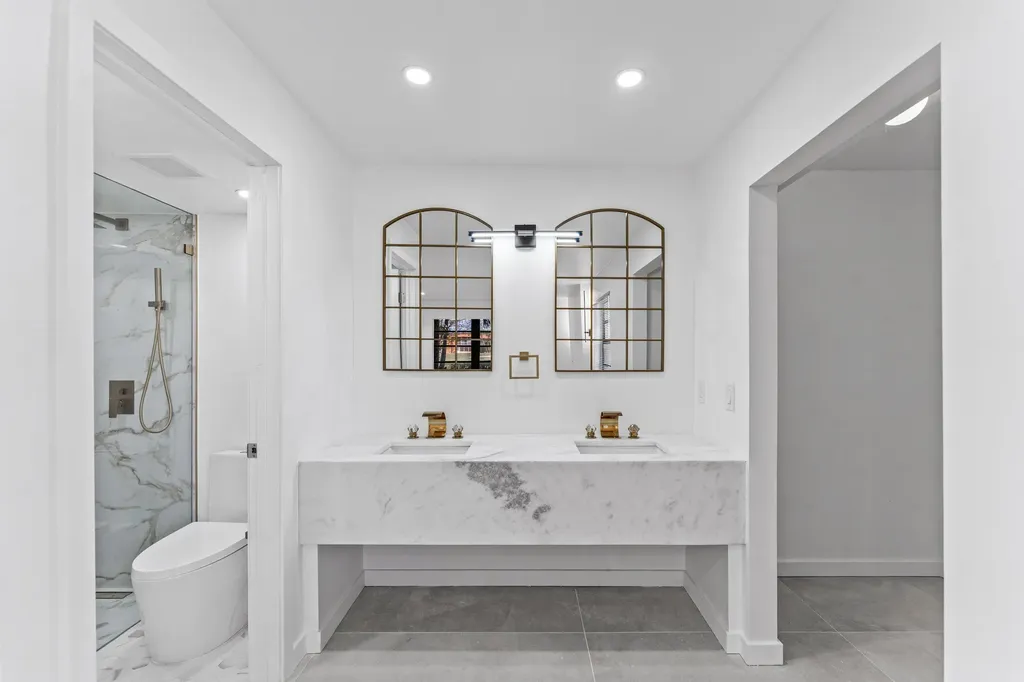551 Piedmont L Delray Beach FL 33484
