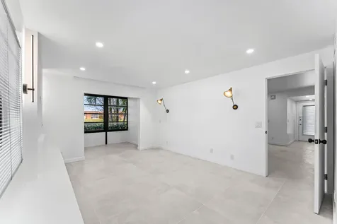 551 Piedmont L Delray Beach FL 33484