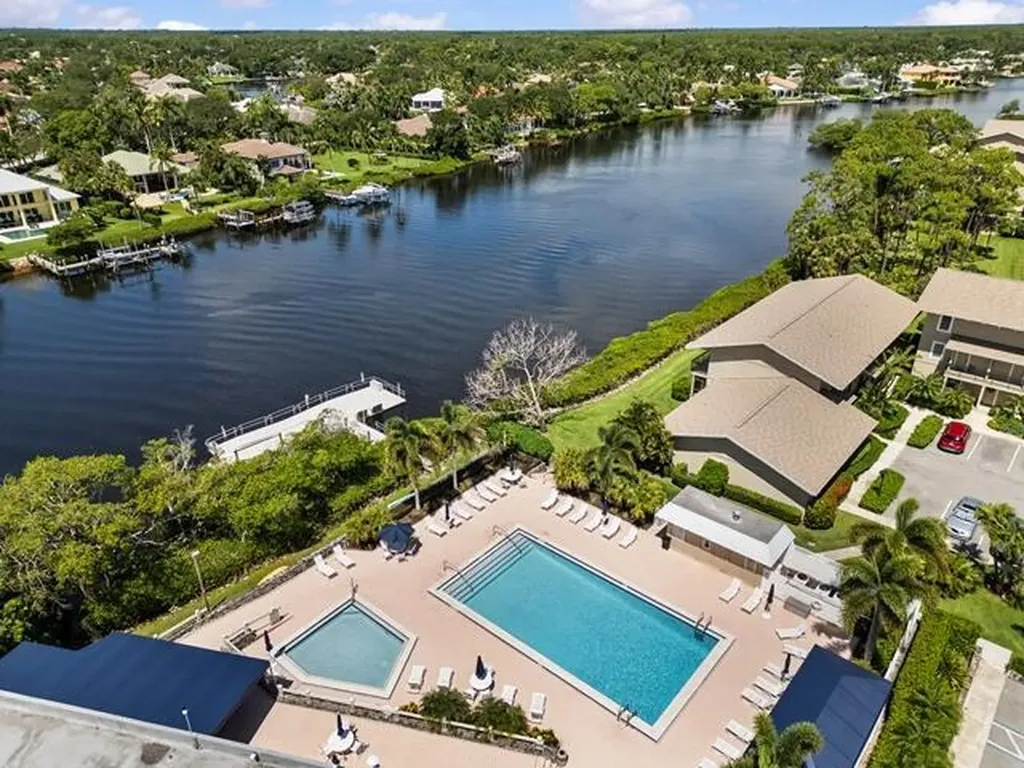 18460 SE Wood Haven Lane Jupiter FL 33469