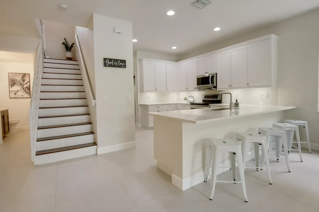 10894 Bitternut Hickory Lane Boynton Beach FL 33437