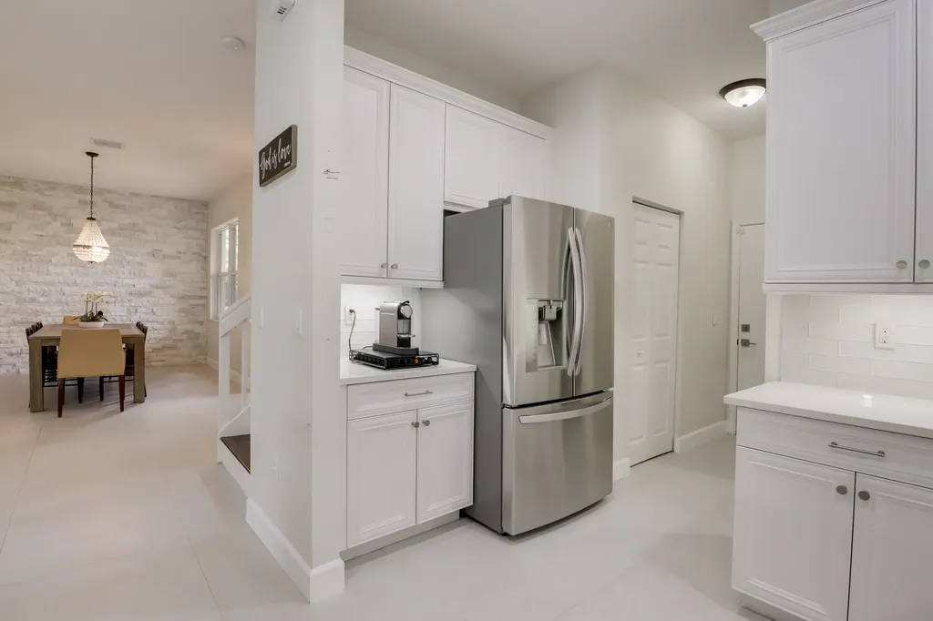 10894 Bitternut Hickory Lane Boynton Beach FL 33437