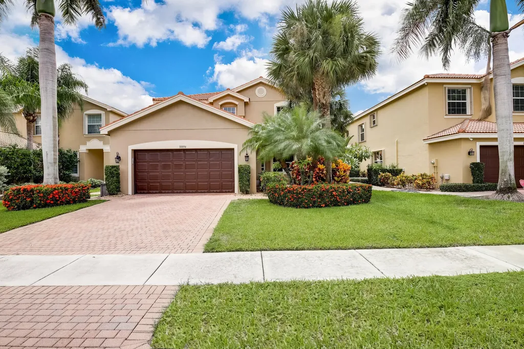 10894 Bitternut Hickory Lane Boynton Beach FL 33437