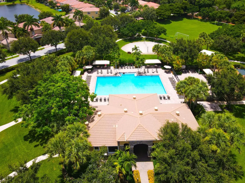 10894 Bitternut Hickory Lane Boynton Beach FL 33437
