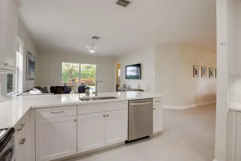 10894 Bitternut Hickory Lane Boynton Beach FL 33437