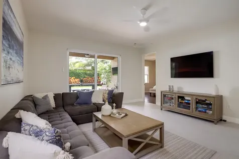 10894 Bitternut Hickory Lane Boynton Beach FL 33437