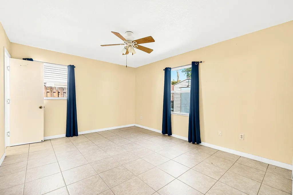 7883 Blackwood Lane Lake Worth FL 33467