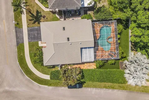5303 NW 53rd Street Coconut Creek FL 33073