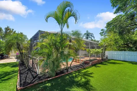 5303 NW 53rd Street Coconut Creek FL 33073