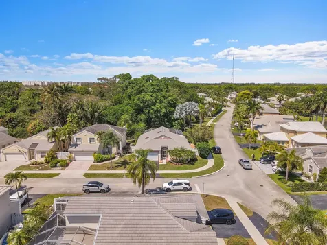 5303 NW 53rd Street Coconut Creek FL 33073