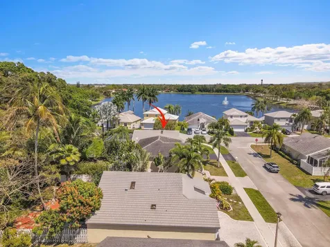 5303 NW 53rd Street Coconut Creek FL 33073