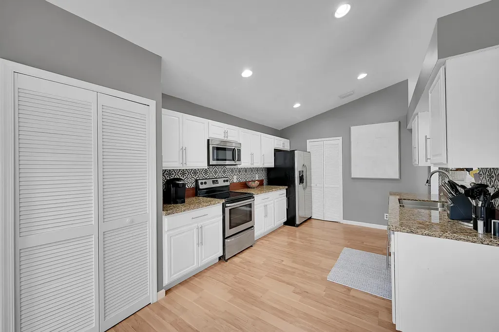 2649 Fairway Cove Court Wellington FL 33414