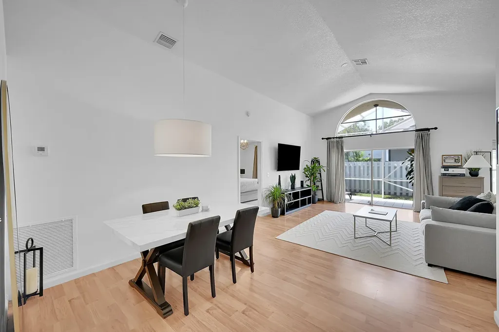2649 Fairway Cove Court Wellington FL 33414