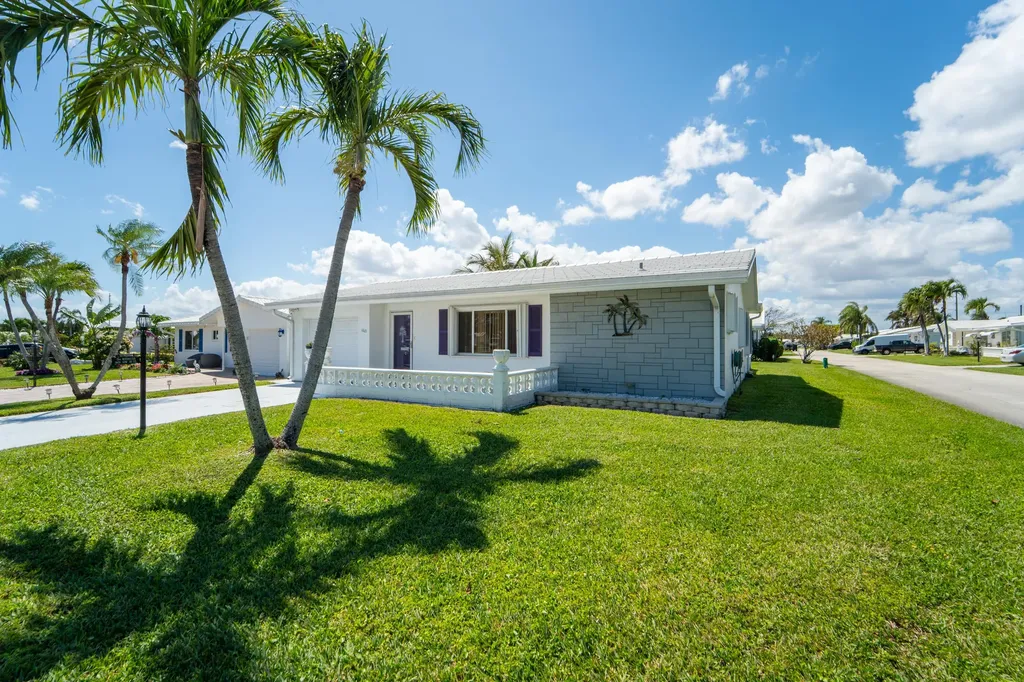 1601 SW 18th Street SW Boynton Beach FL 33426