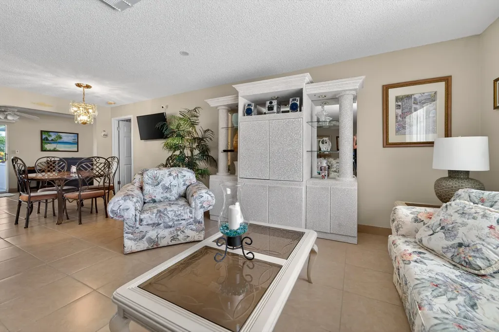 1601 SW 18th Street SW Boynton Beach FL 33426