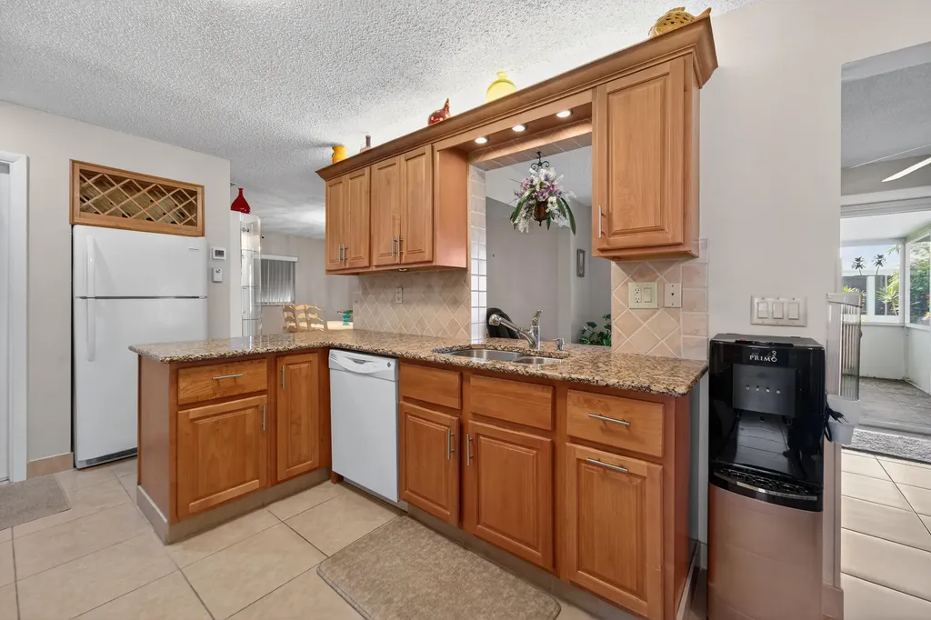 1601 SW 18th Street SW Boynton Beach FL 33426