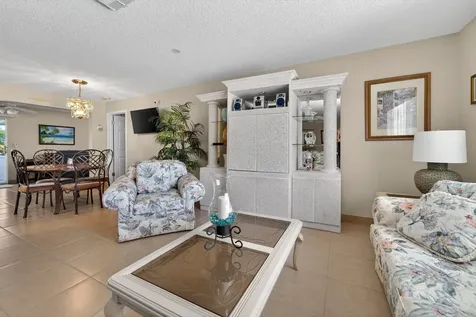 1601 SW 18th Street SW Boynton Beach FL 33426