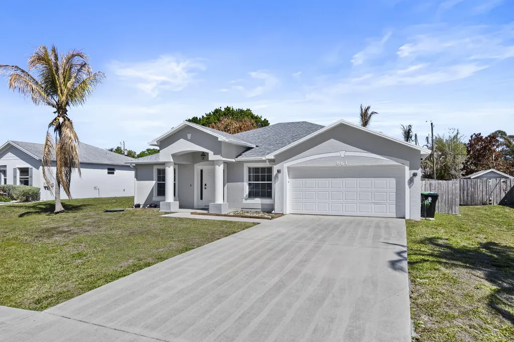 861 SE Cavern Avenue Port St Lucie FL 34983