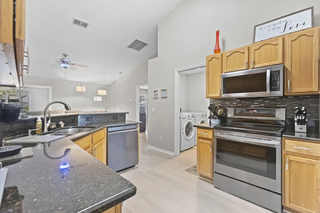 861 SE Cavern Avenue Port St Lucie FL 34983