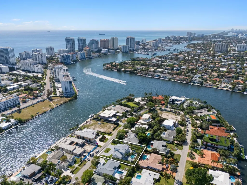607 Intracoastal Drive Fort Lauderdale FL 33304