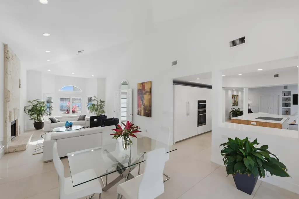 607 Intracoastal Drive Fort Lauderdale FL 33304