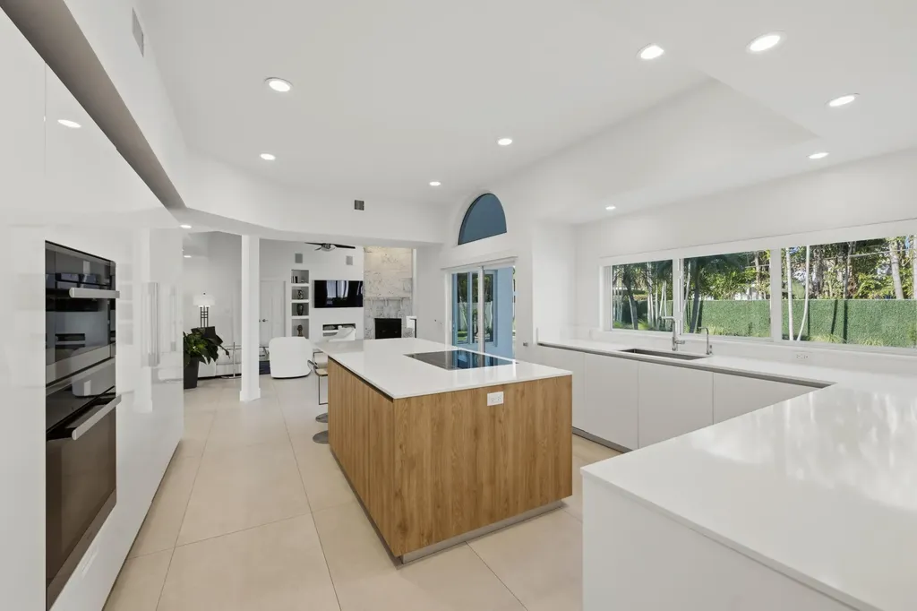 607 Intracoastal Drive Fort Lauderdale FL 33304