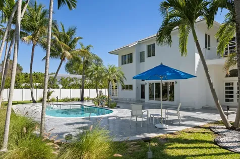 607 Intracoastal Drive Fort Lauderdale FL 33304