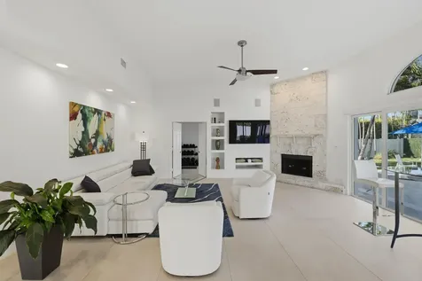 607 Intracoastal Drive Fort Lauderdale FL 33304