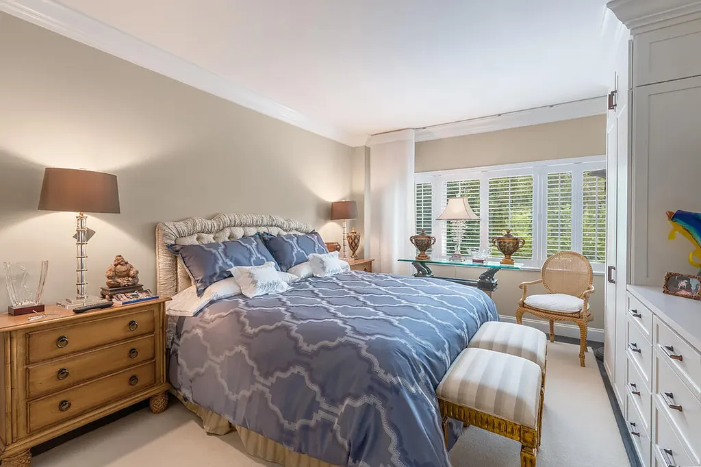 250 Bradley Place Palm Beach FL 33480