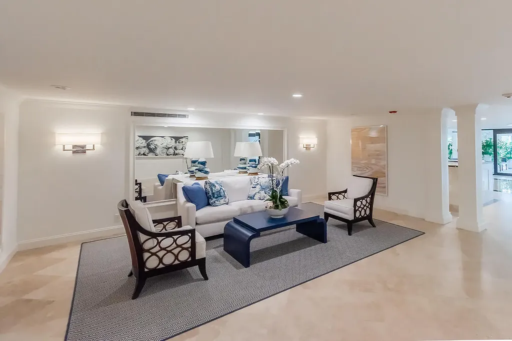250 Bradley Place Palm Beach FL 33480