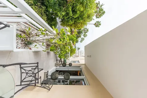 250 Bradley Place Palm Beach FL 33480